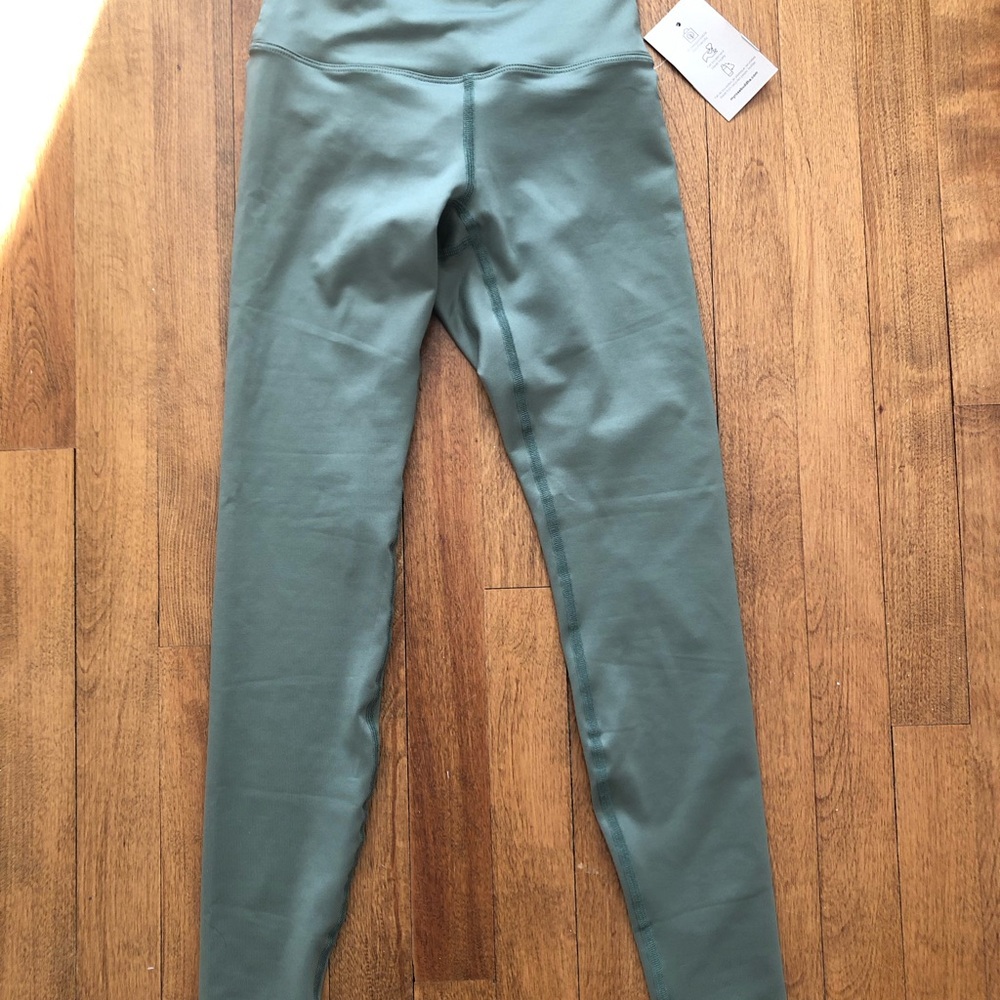 Women’s Green Leggings